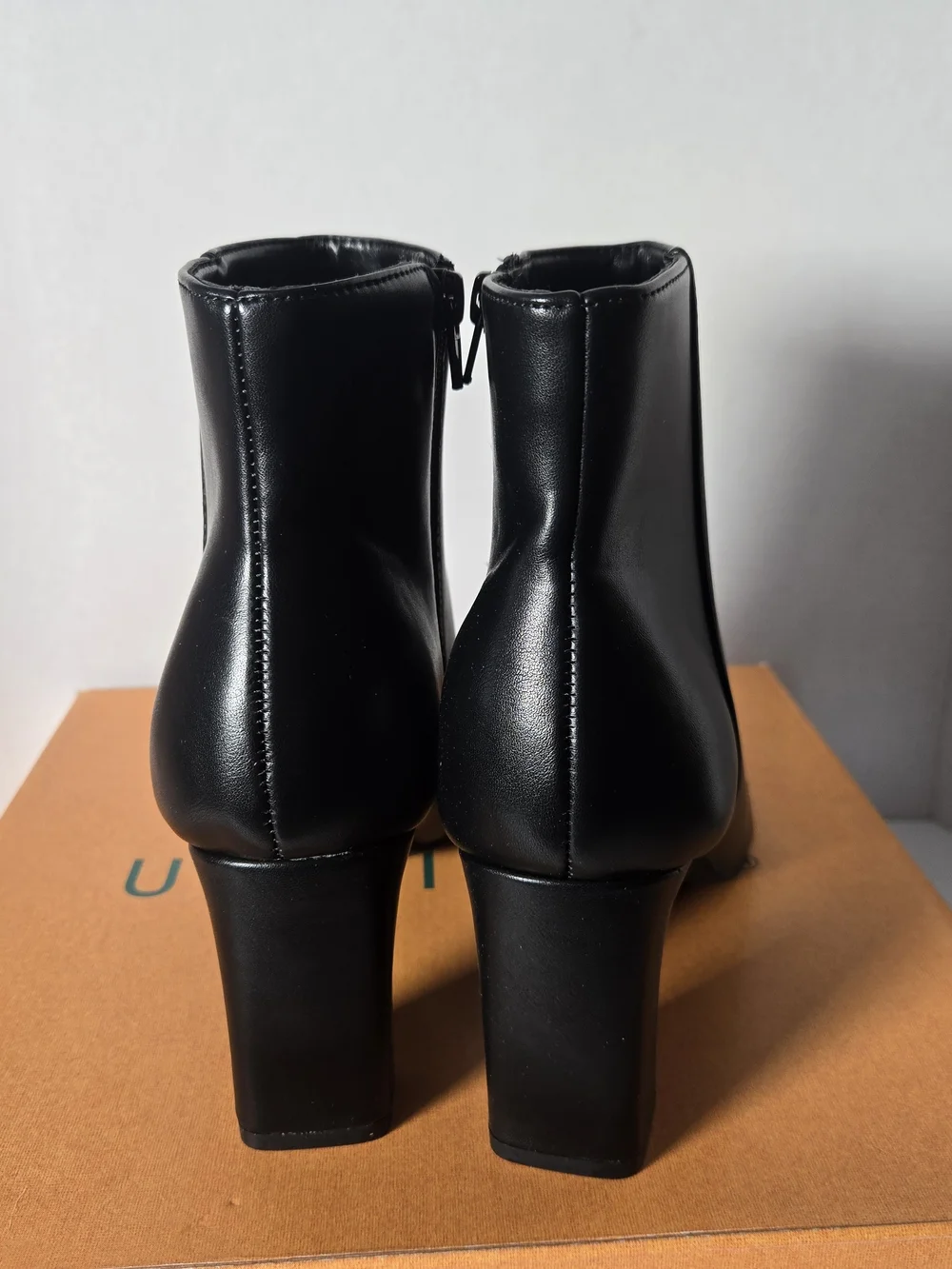 UNISA Yopie Black Women’s Boots Booties Size 9M  NEW